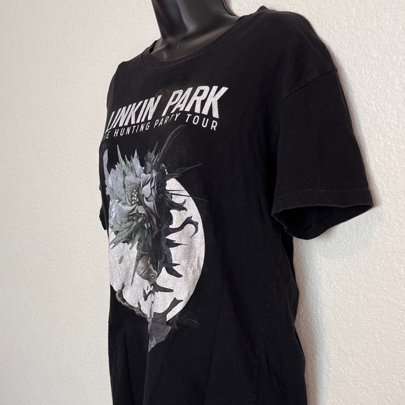 Linkin Park "The Hunting Party Tour" Graphic Band Tee Shirt - Picture 6 of 10